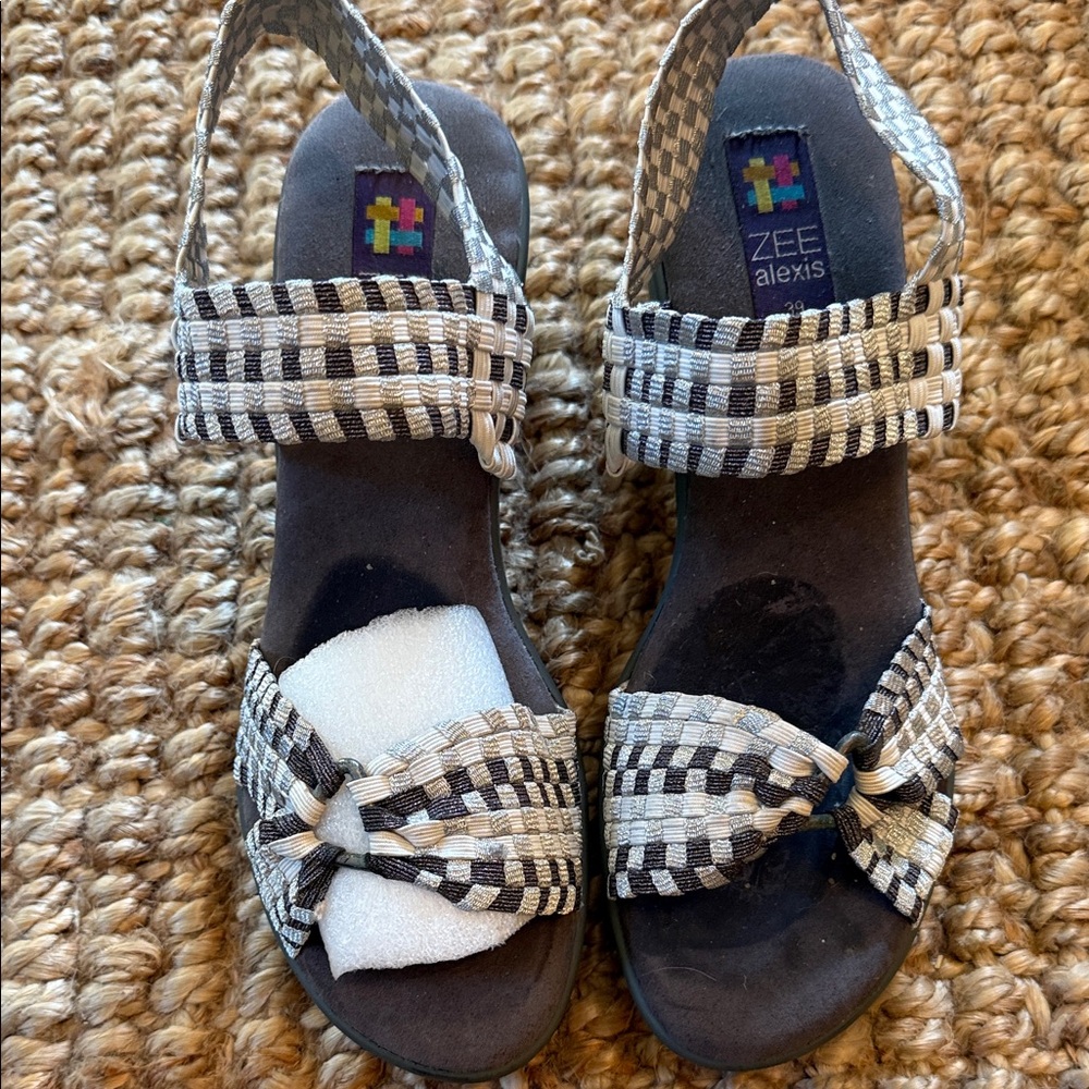 Zee Alexis Monochrome Checkered Sandals‎